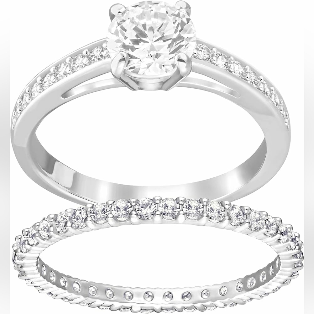 NWT Swarovski Attract Ring 50